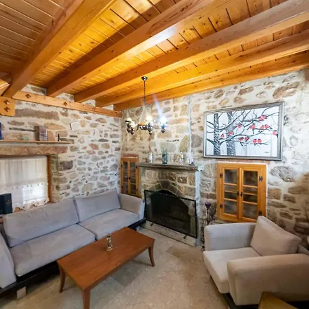 Apartment Captivating Stone House With Patio Near Beach In The Heart Of Bodrum
